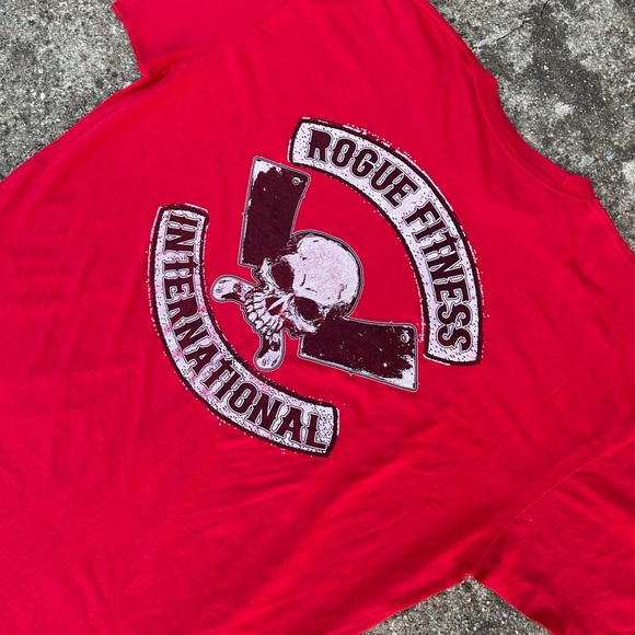 Rogue Fitness Gym Activewear Men's L~XL Red Short Sleeve T-Shirt - Picture 1 of 8